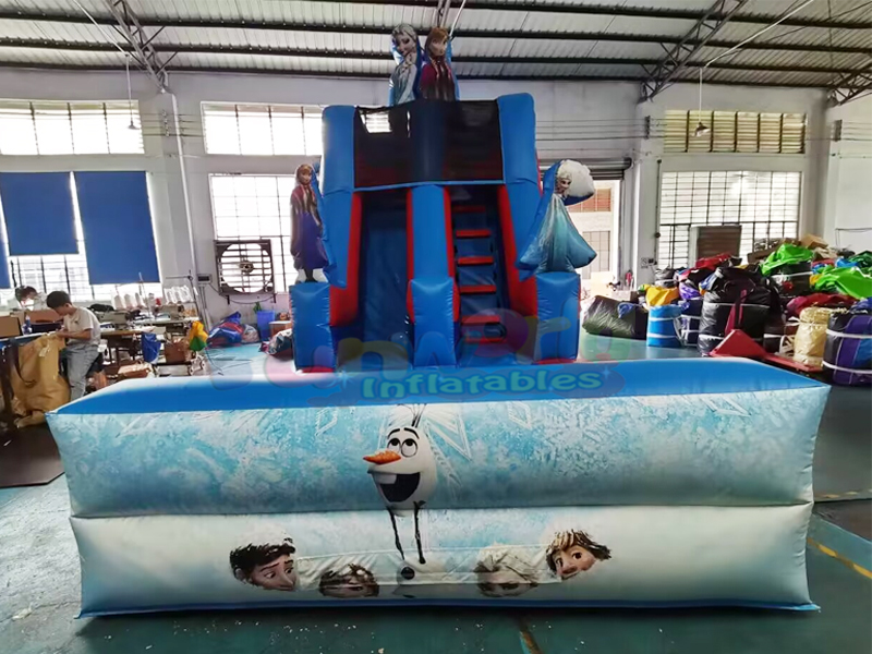 Parti jumper ticari ıslak sıçrama ev şişme dondurulmuş havuzlu slayt