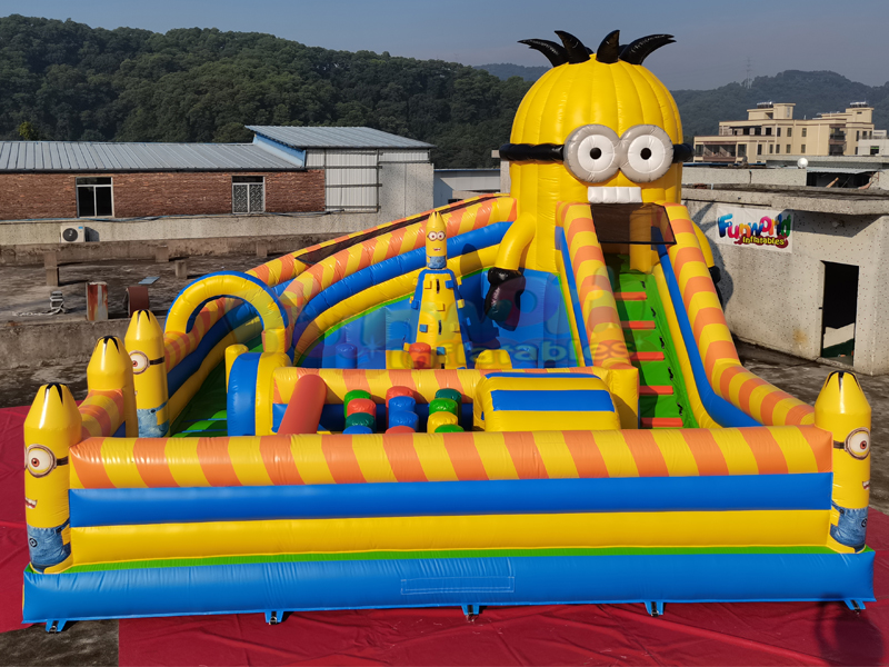 Toptan açık ticari çocuk partisi atlama oyun parkı şatosu slayt ile şişme minion eğlence parkı
