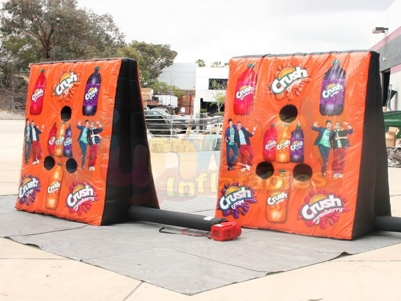 Lanzamiento de mariscal de campo de fútbol deportes dardos en venta lanzamiento de fútbol inflable