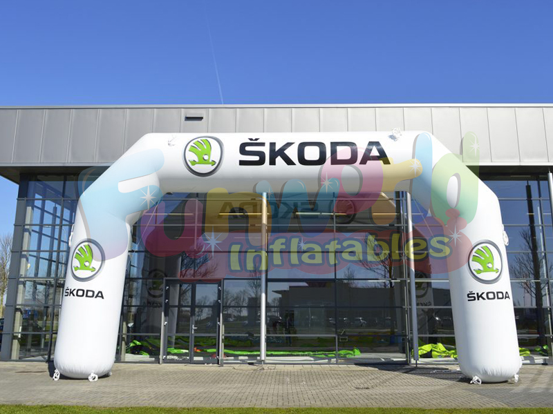 Hoge kwaliteit opblaasbare reclame skoda arch custom opblaasbare boog voor event club