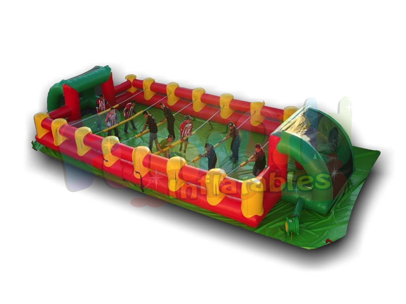 Campo de fútbol inflable del campo de fútbol inflable del foosball humano de la explosión gigante